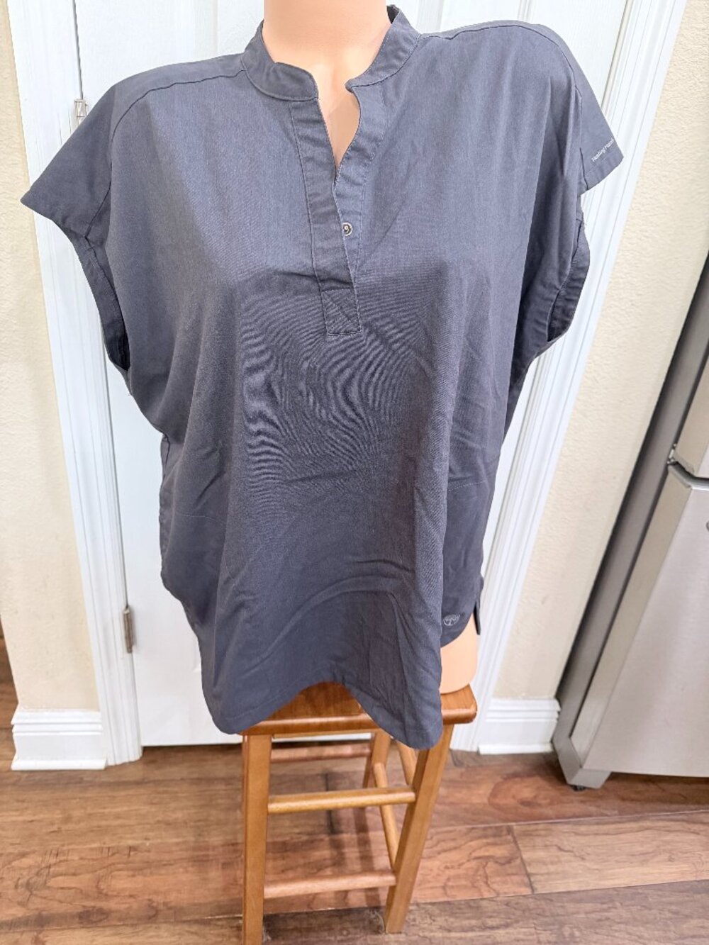Healing Hands Scrub Top XL Gray Oversized Dolman Sleeve Relaxed Fit Flaw